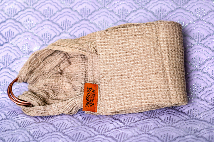 Sling BUD&BLOSSOM - 99.95 € Sling BUD&BLOSSOM - 99.95 €